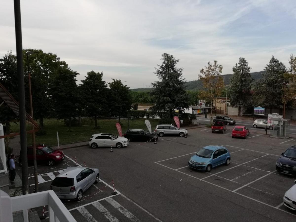 Bed and Breakfast Good Morning Shopping à Serravalle Scrivia Extérieur photo
